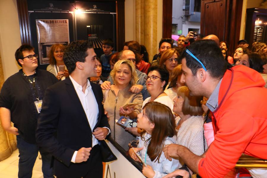Las fotos de la alfombra naranja de la gala de clausura del FesTVal