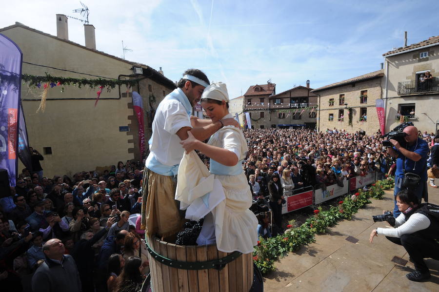 Miles de personas celebran la Fiesta de la Vendimia en Yécora