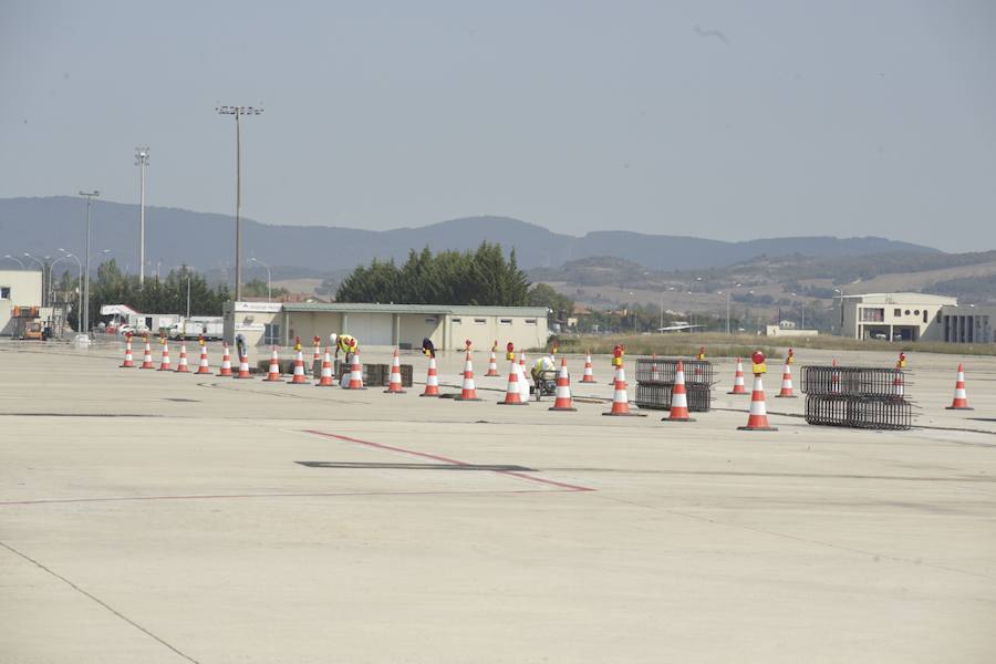 La empresa alemana ha dulpicado el tamaño de su centro logístico en el aeropuerto de Vitoria