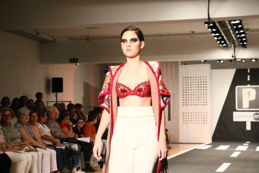 Las alavesas Zuriñe Ramos y Nuna, entre los jóvenes diseñadores que han presentado sus colecciones en la Semana de la Moda de Vitoria