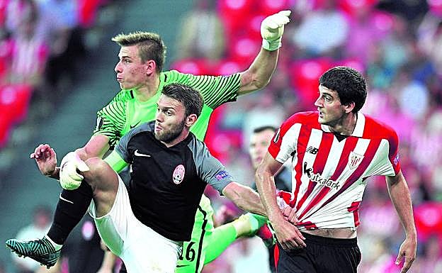 San José se mostró contrariado con las críticas recibidas por el horrorosa partido del Athletic en Europa League ante el conjunto ucraniano.