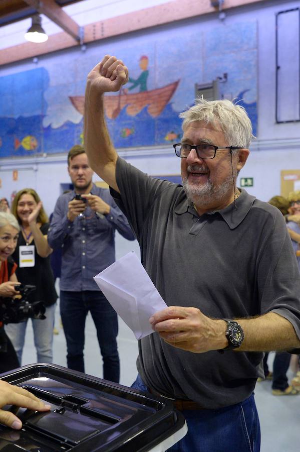 El Gobierno central asegura que se está votando sin ningún tipo de control telemático