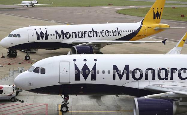 Aviones de Monarch.