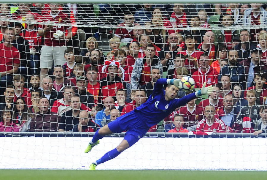El guardameta, durante el encuentro ante el Liverpool de esta pretemporada.