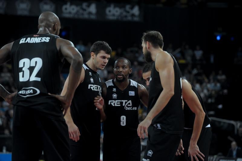 Las mejores imáganes del RETAbet Bilbao Basket - Real Madrid de la Liga Endesa 2017
