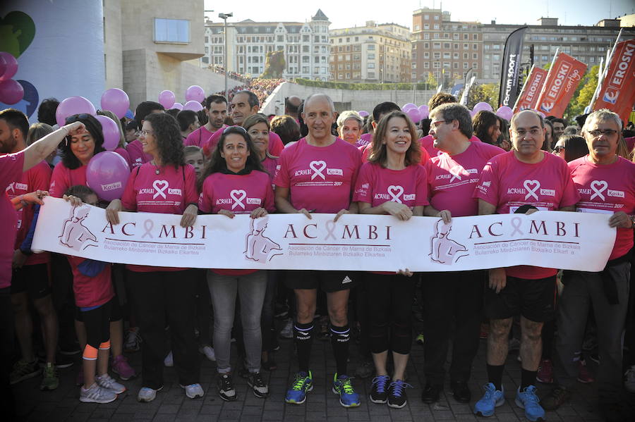 La carrera ha sido más multitudinaria que nunca y se han agotado las 10.000 camisetas que han puesto a la venta