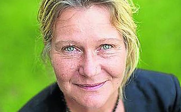 Annika Larsson. Arqueóloga Univer. Upsala