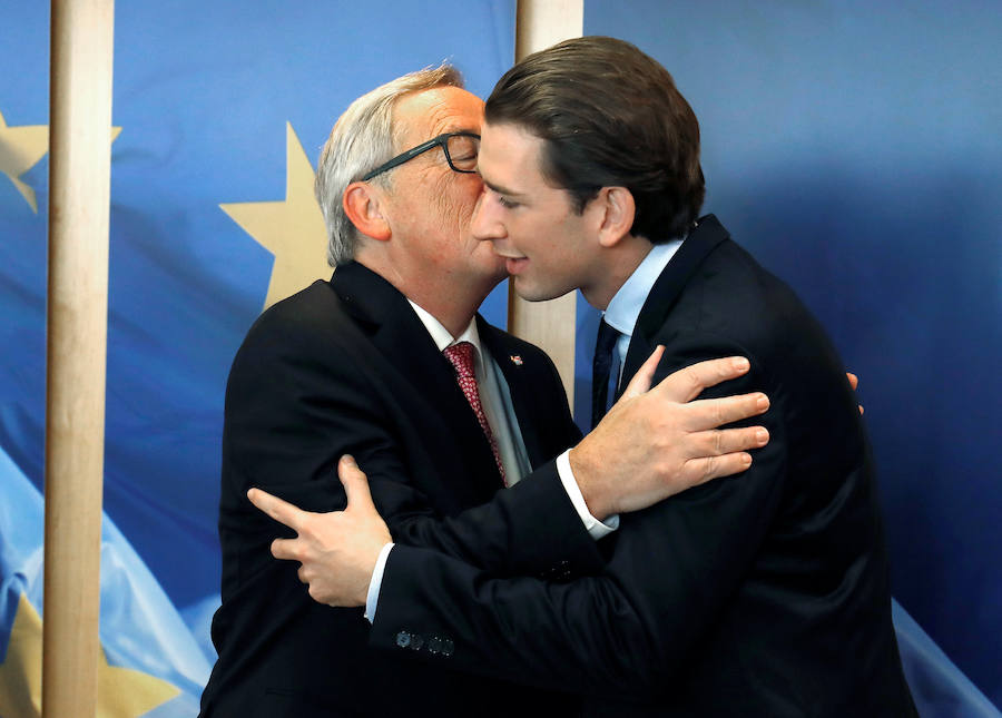 Jean-Claude Juncker y el ministro de exteriores de Austria, Sebastian Kurz.