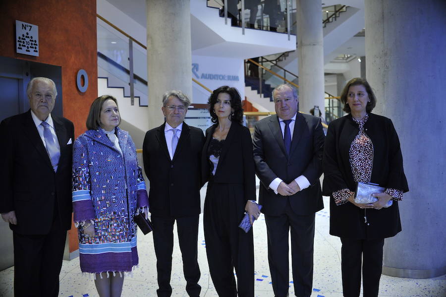 Santiago de Ybarra, Mercedes Baptista, Emiliano López Atxurra, Josune Begiristain, Roberto Larrañaga y Estitxu Doval. 