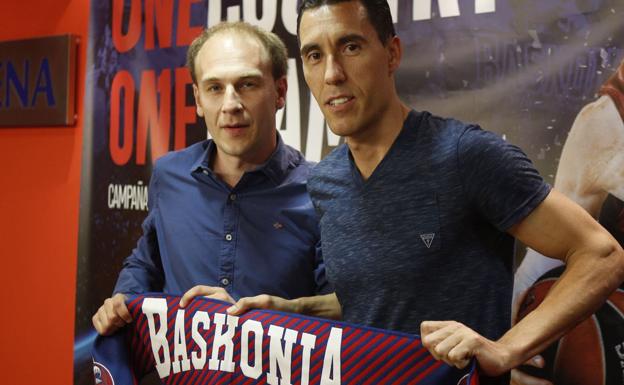 Prigioni, durante su presentación como técnico baskonista en junio. 