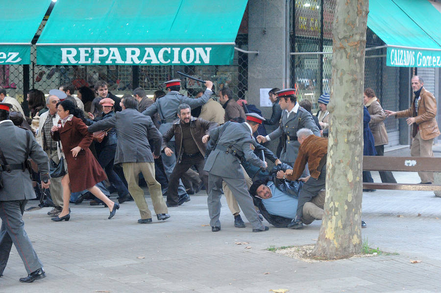 El rodaje de la película sobre la tragedia de 1976 se ha centrado este miércoles en las secuencias de la carga policial en la iglesia vitoriana de San Francisco