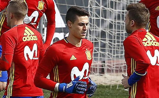 Kepa, durante un entrenamiento con la selección