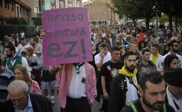 Manifestación celebrada en fiestas para denunciar dos agresiones a mujeres. 