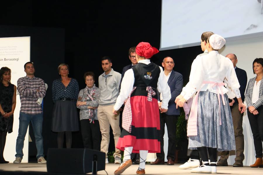 Las fotos del homenaje de Vitoria y Álava a Alberto Zerain