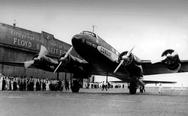 El Focke Wulf de Lufthansa, primer vuelo de línea que cruza el Atlántico sin escalas, Berlín - Nueva York (1938).