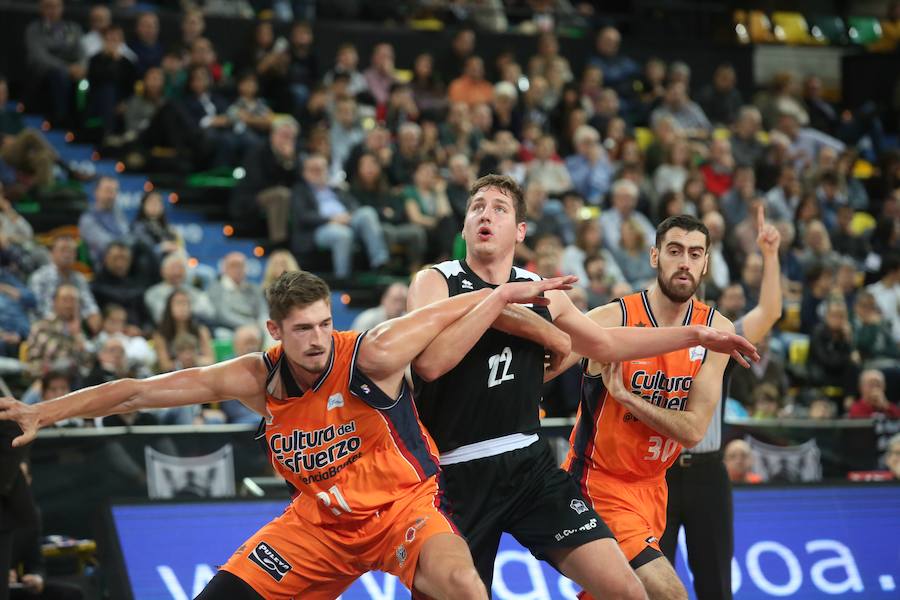 Las mejores imágenes del Bilbao Basket - Valencia Basket