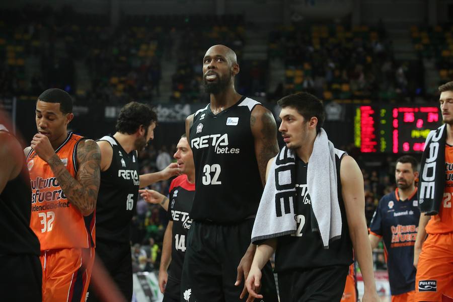 Las mejores imágenes del Bilbao Basket - Valencia Basket