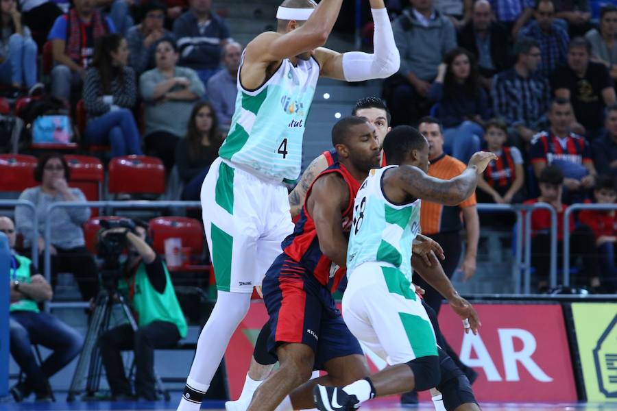 Las mejores imágenes del partido Baskonia - Joventut de la Liga Endesa 2017/2018.