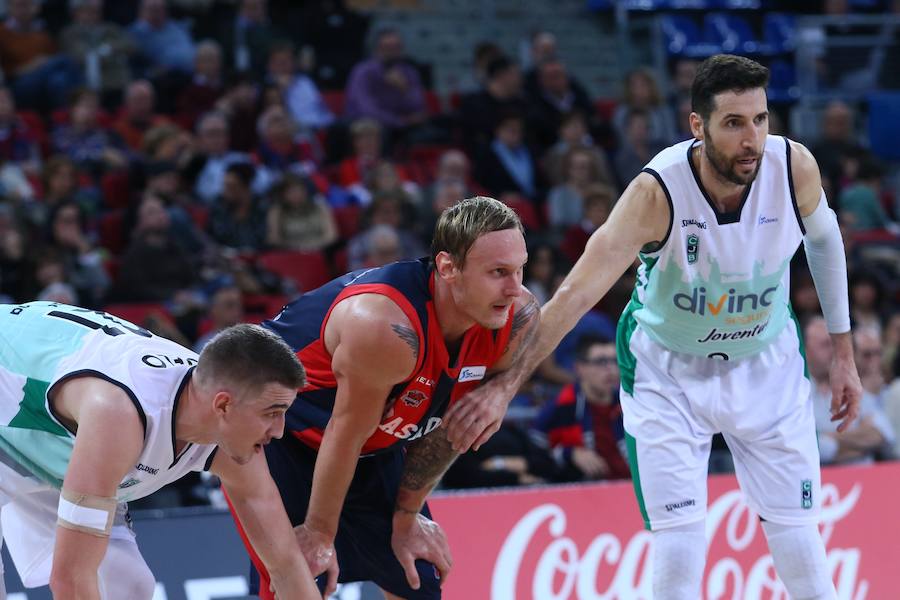 Las mejores imágenes del partido Baskonia - Joventut de la Liga Endesa 2017/2018.