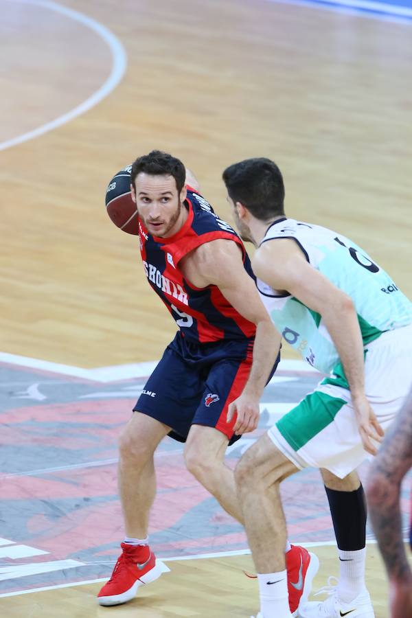 Las mejores imágenes del partido Baskonia - Joventut de la Liga Endesa 2017/2018.