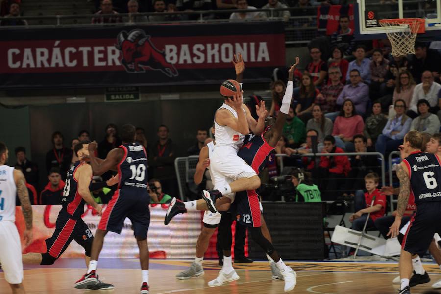 Fotos del Baskonia - Real Madrid de Euroliga 2017-18