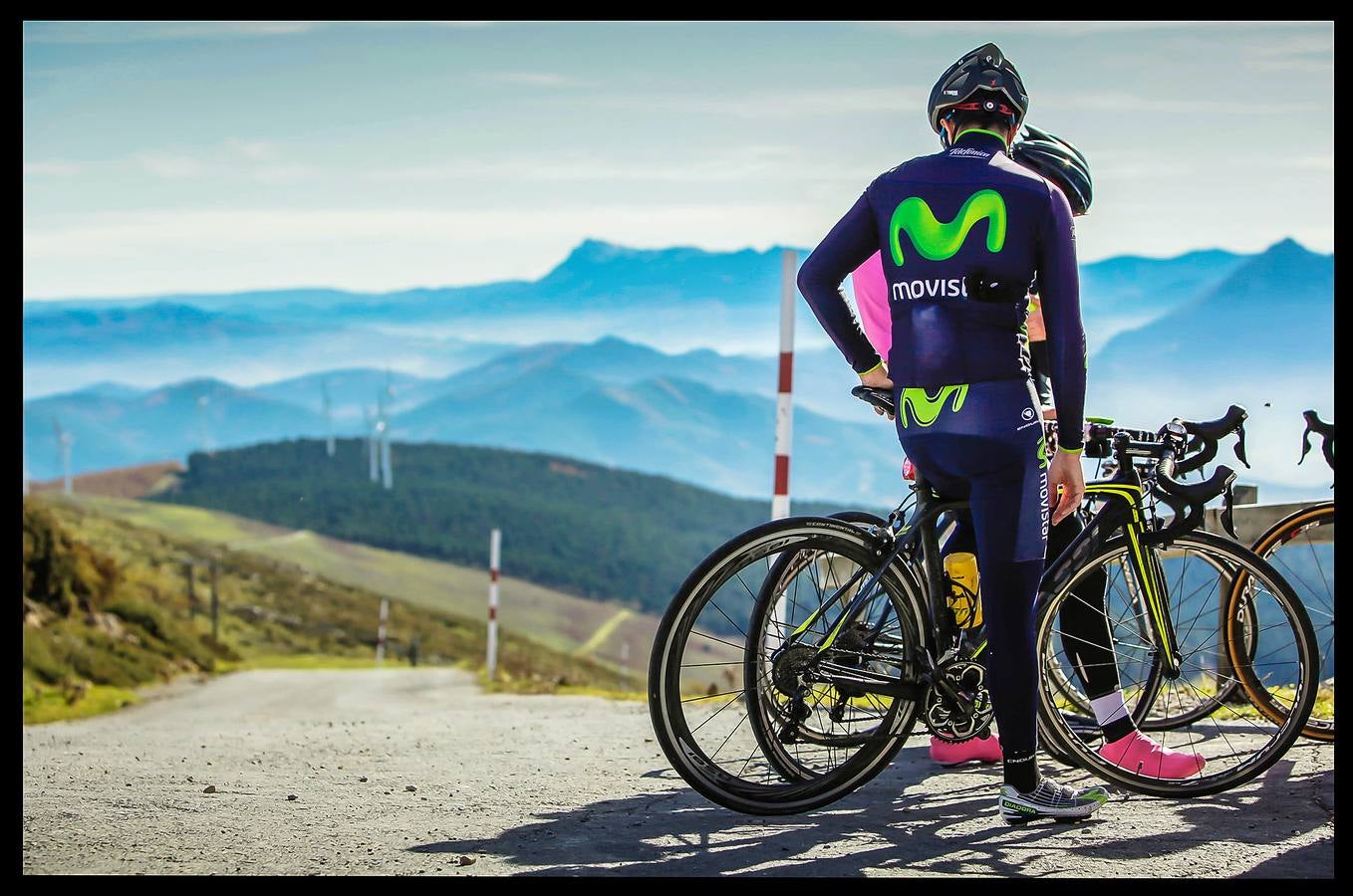 Acompañamos a cuatro ciclistas hasta la cima de Oiz, final de etapa en la ronda de 2018