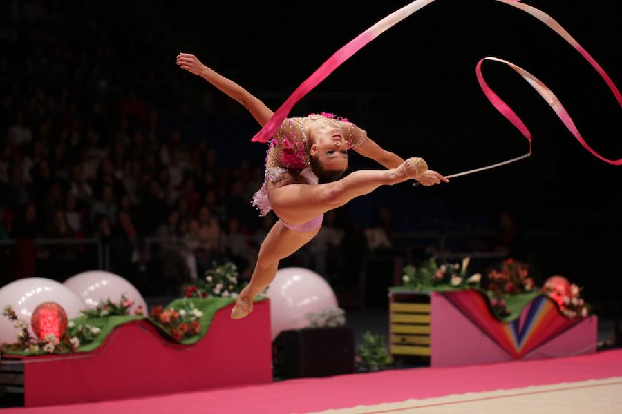 Las mejores imágenes de la gala internacional Euskalgym, celebrada en el Buesa Arena de Vitoria