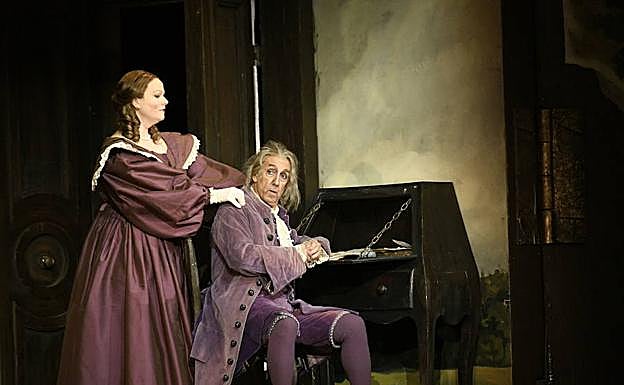 Jessica Pratt (Norina) y Carlos Chausson (Don Pasquale) en la ópera de Donizetti.