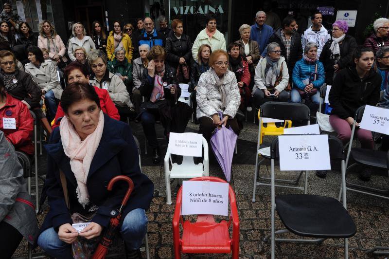 Decenas de personas participan en las concentraciones organizadas en Biizkaia contra las agresiones machistas