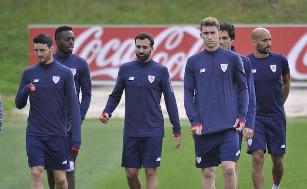 Aduriz, Williams, Laporte y Etxeita están en la lista para el duelo de esta noche, mientras que Balenziaga se ha quedado fuera. 