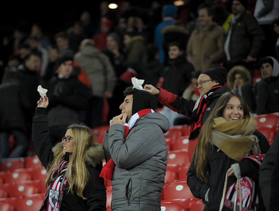 La entrada del Athletic - Formentera ha sido la peor de la historia del nuevo estadio con tan solo 14.294 asistentes que sufrieron con la eliminación de los rojiblandos de la Copa