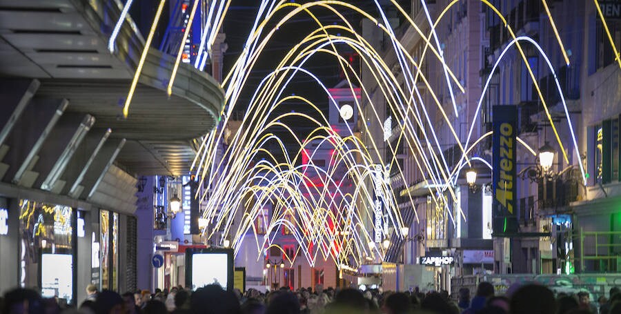 Las calles más comerciales de Madrid se preparan para ser comerciales durante los días festivos y navideños por motivos de seguridad.
