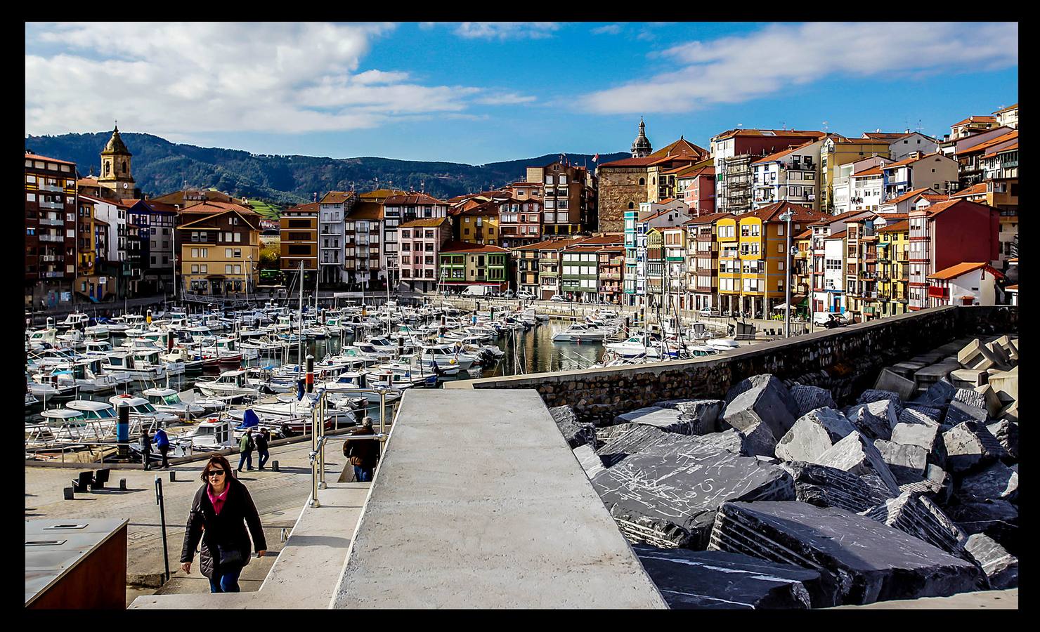 Un paseo por el rompeolas de Bermeo