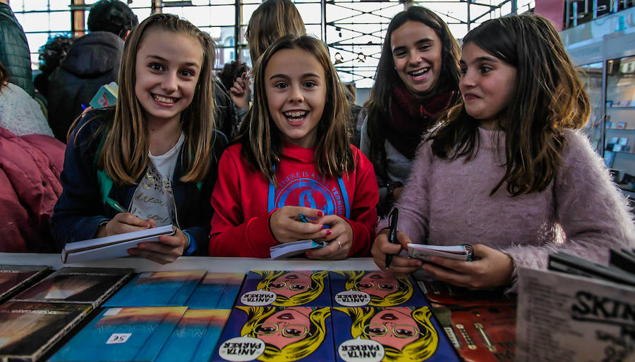 La literatura infantil y juvenil reina en la Azoka y mima la ilustración como forma de narrar 