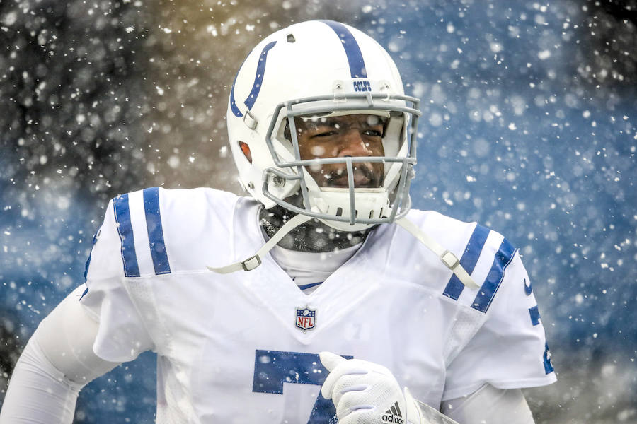 Una tormenta helada sorprendió a los Indianapolis Colts y los Buffalo Bills en pleno partido en Ochard Park