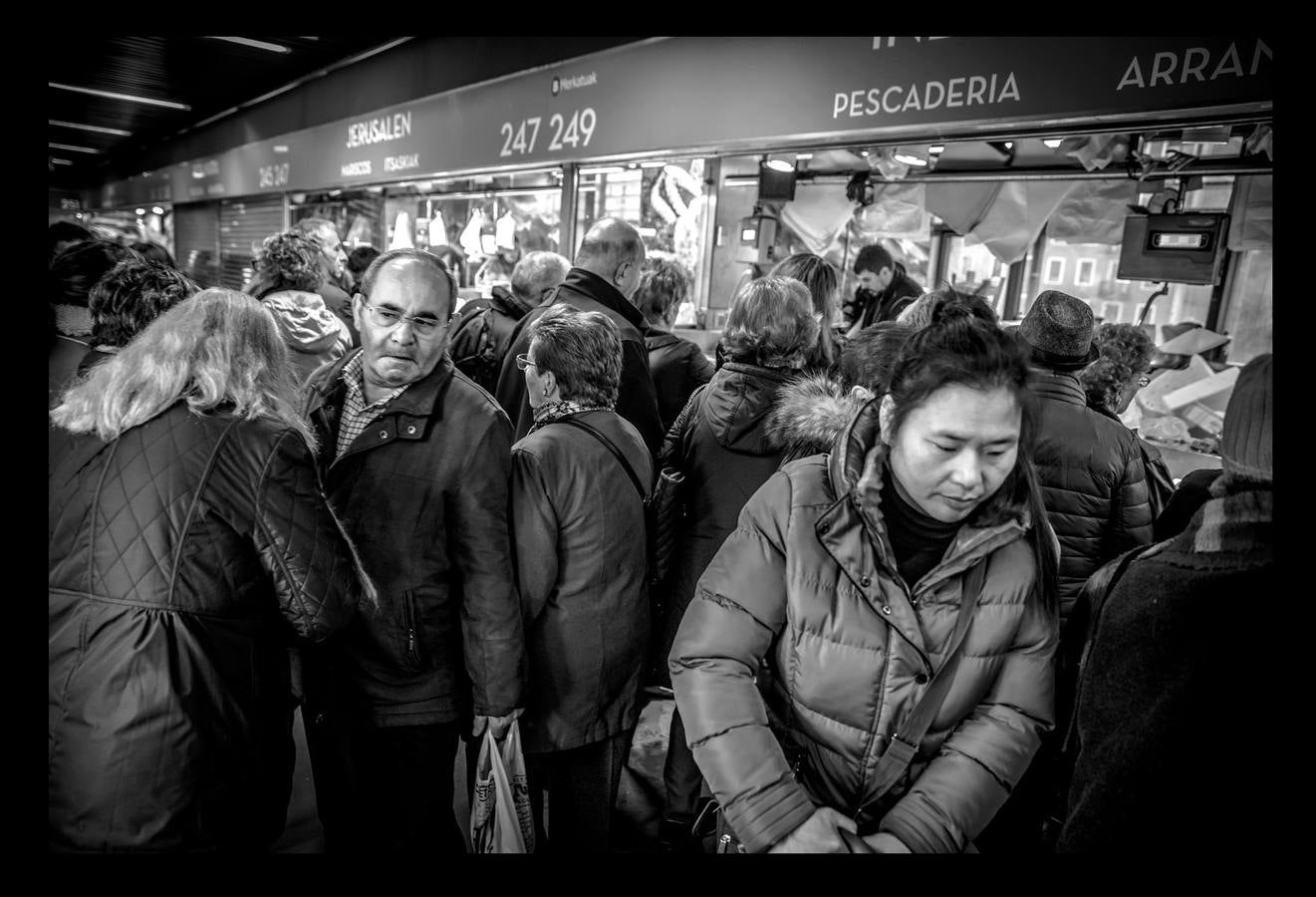 Una jornada del Mercado de la Ribera, en 20 imágenes