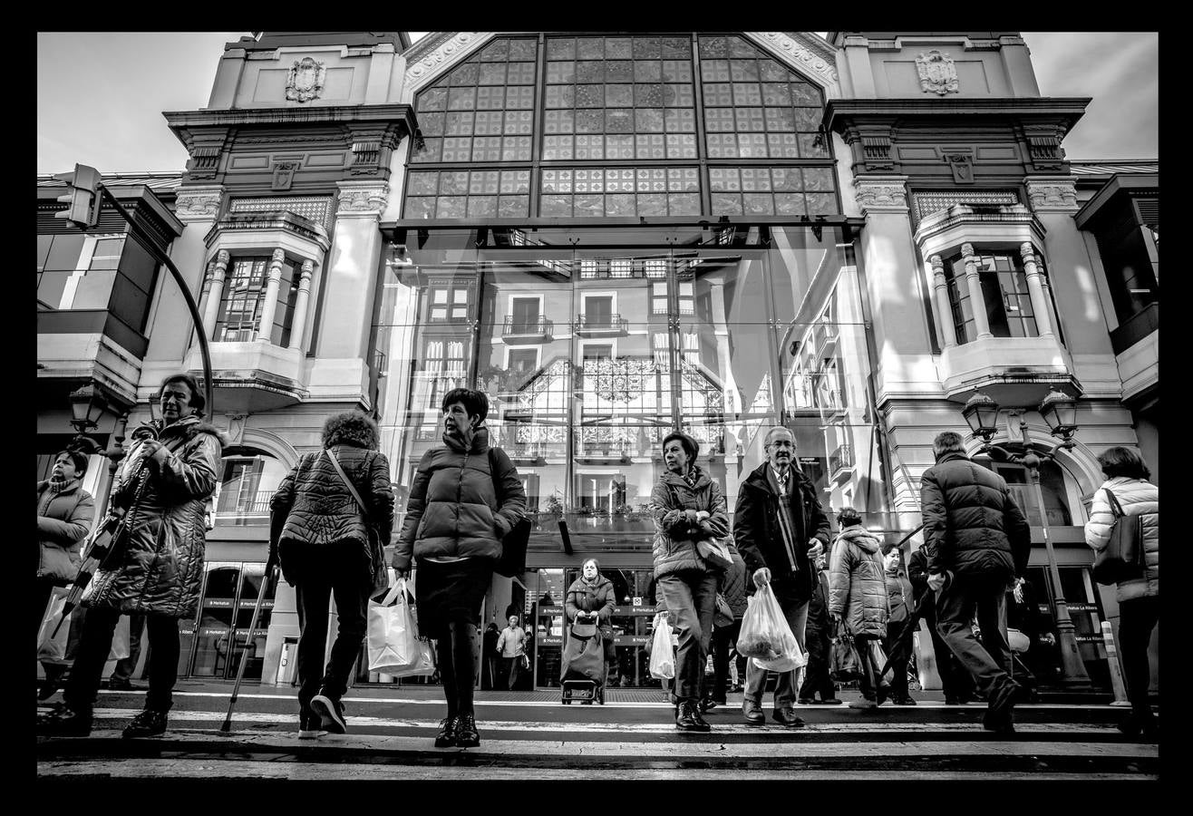 Una jornada del Mercado de la Ribera, en 20 imágenes