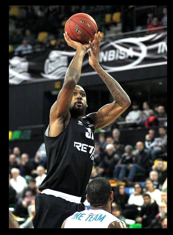 Los mejores momentos del partido de baloncesto.