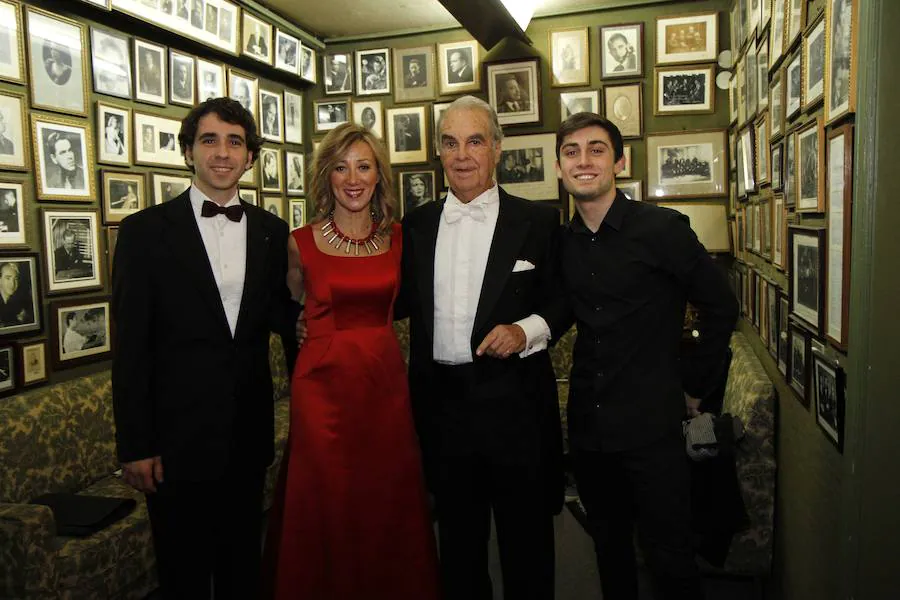 Mario Lerena, Marta Ubieta, José Antonio Urdiaín y Jon Thate. 