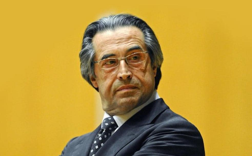 Riccardo Muti, batuta en mano.