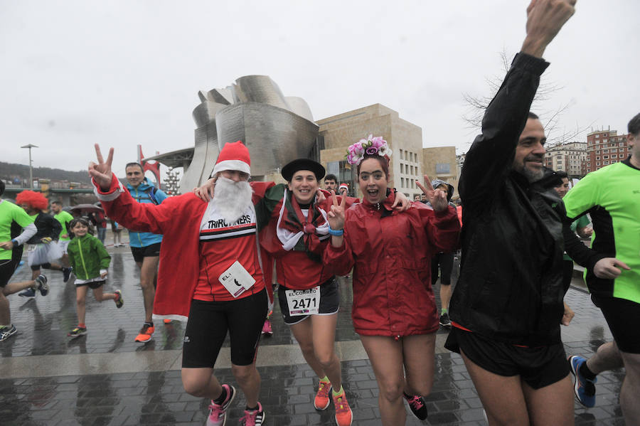 Cerca de 2.500 participantes han querido decir adiós al 2017 a la carrera