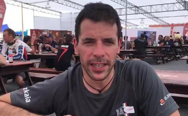 Txomin Arana, en el Dakar: «La cuarta etapa ha sido dura, la arena estaba muy blanda»