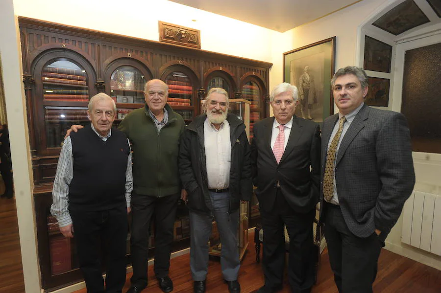 Jesús Martín, Ángel Santamaría, Marino Montero, José Luis Sádaba y Álvaro Suso.