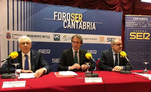 El ministro de Fomento esta mañana en el Foro SER Cantabria.