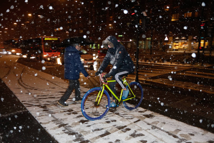 La nieve vuelve este martes a las carreteras alaveses 