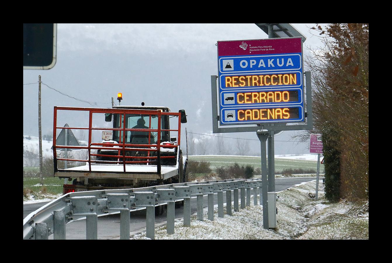 Fotos: frío y nieve en Euskadi