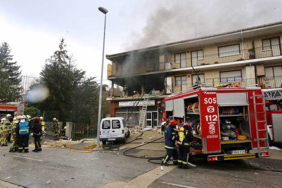 El edificio de Villasana donde se ha producido la explosión esta mañana.