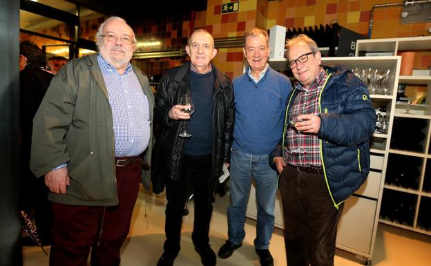 Juanjo Romano, Andoni Pérez Ayala, José Ángel Serrano y José Miguel Fernández Urbina. 