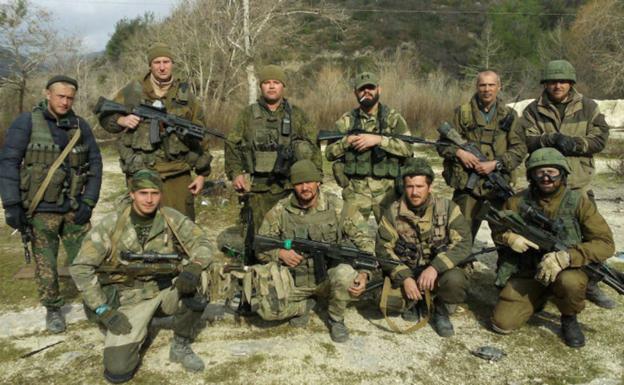 Grupo Wagner. Fotografía de supuestos mercenarios rusos distribuida por Amaq, el aparato de propaganda del Estado Islámico.