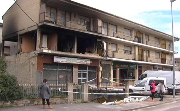 Los vecinos de Villasana podrán volver a habitar tres de los pisos afectados por la explosión